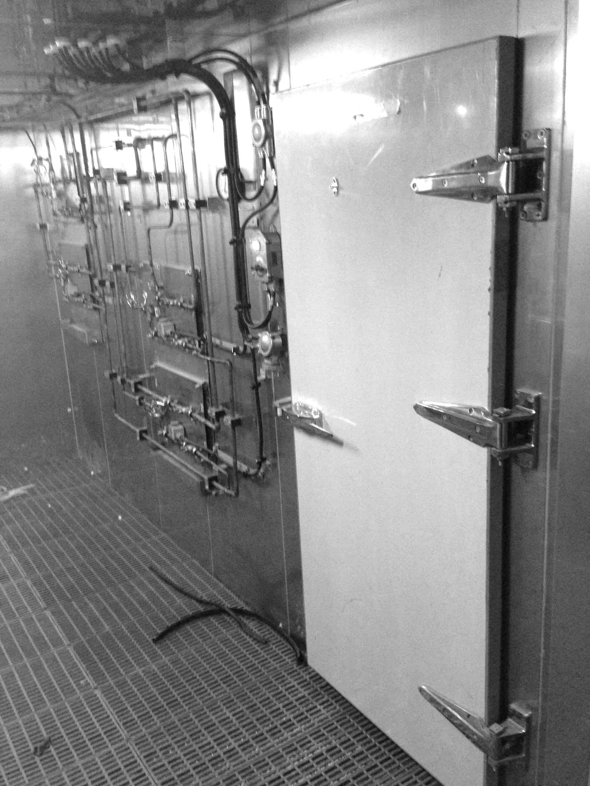 公司華南辦喜接兩條船的船用冷庫訂單